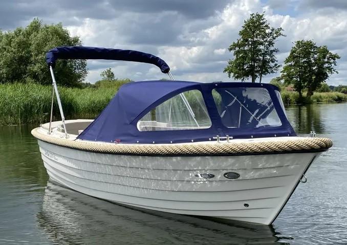 Corsiva 570 Classic Buiskap, Sloepkap, Nieuw!, Watersport en Boten, Accessoires en Onderhoud, Nieuw, Overige typen, Ophalen of Verzenden