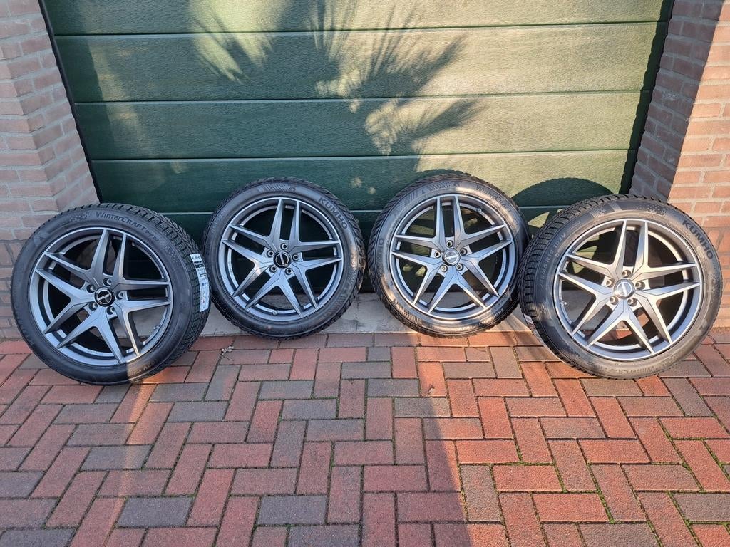 Winterset 19 inch bmw x1 x2  u10 u11  19 inch  5x112, Auto-onderdelen, Banden en Velgen, 245 mm, Banden en Velgen, Nieuw, Winterbanden