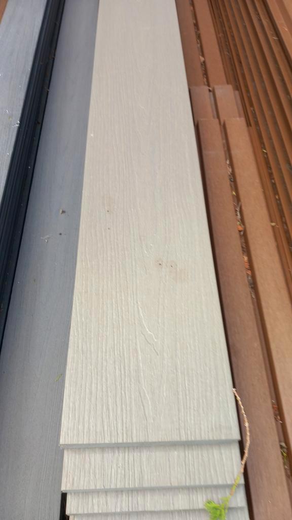 Partij lichtgrijze composiet terrasplanken fiberdeck, Tuin en Terras, Terrasdelen en Vlonders, Nieuw, Composiet, Ophalen