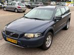 Volvo V70 Cross Country 2.4 T Comfort Line, Automaat, Zwart, Traction-control, 2435 cc