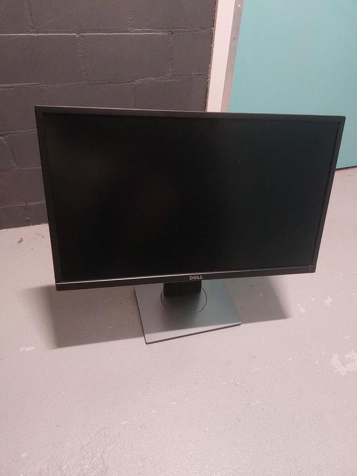 Dell P2317H 23" Full HD Monitor, Computers en Software, Monitoren, Gebruikt, 60 Hz of minder, DisplayPort, VGA, In hoogte verstelbaar