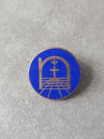 Vintage Pin, Verzamelen, Speldjes, Pins en Buttons, Ophalen of Verzenden, Zo goed als nieuw