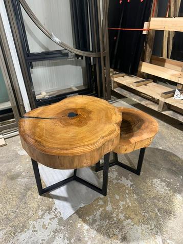 Endustriel salon tafel  beschikbaar voor biedingen