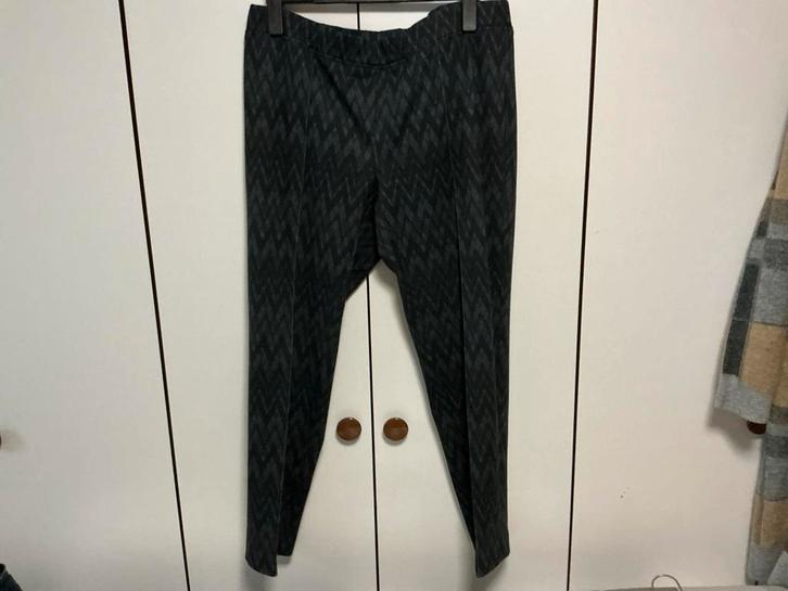 Zwarte broek van Zerres, Kleding | Dames, Broeken en Pantalons, Zo goed als nieuw, Maat 46/48 (XL) of groter, Zwart, Lang, Ophalen of Verzenden
