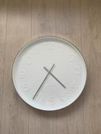 Karlsson Witte Wandklok 51cm, Ophalen of Verzenden, Zo goed als nieuw, Analoog, Wandklok