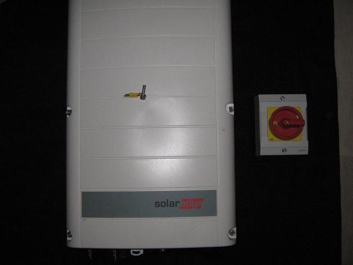 Solaredge omvormer SE 6K, Doe-het-zelf en Verbouw, Overige Doe-het-zelf en Verbouw, Zo goed als nieuw, Ophalen