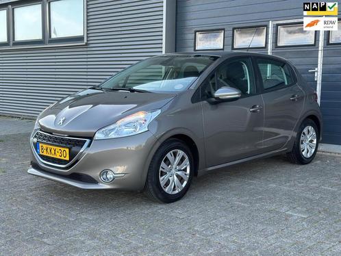 Peugeot 208 1.2 VTi Envy- NAVI - NWE DISTRIBUTIERIEM - NWE A, Auto's, Peugeot, Bedrijf, Te koop, ABS, Airbags, Airconditioning