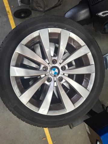 BMW 5 Serie F10 Zomerbanden met Velg beschikbaar voor biedingen