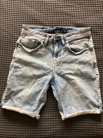 Spijkerbroek short, lichtblauw, herenmaat XS beschikbaar voor biedingen
