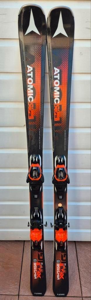 Ski's Atomic (156 cm) met Atomic skibindingen, Sport en Fitness, Skiën en Langlaufen, Zo goed als nieuw, Ski's, Skiën, Fischer