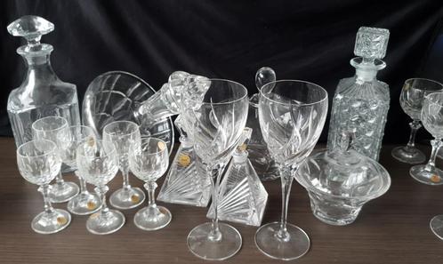 Veel kristal, glazen, karaffen, Antiek en Kunst, Antiek | Glas en Kristal, Ophalen of Verzenden