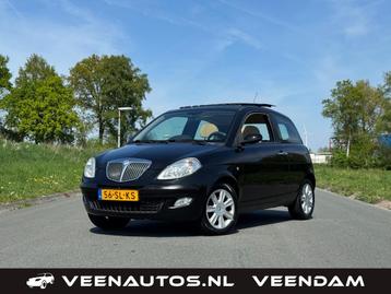Lancia Ypsilon 1.2-16V Platino ! Panorama Dak! beschikbaar voor biedingen