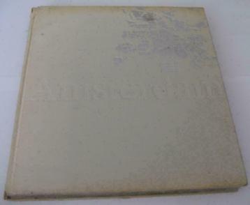 Amsterdam onze hoofdstad. beschikbaar voor biedingen