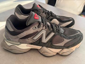 New Balance 9060 (44) beschikbaar voor biedingen