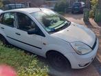 Ford Fiësta 1.3 8V 5DR 2005 Wit, 1299 cc, 4 cilinders, Wit, Handgeschakeld