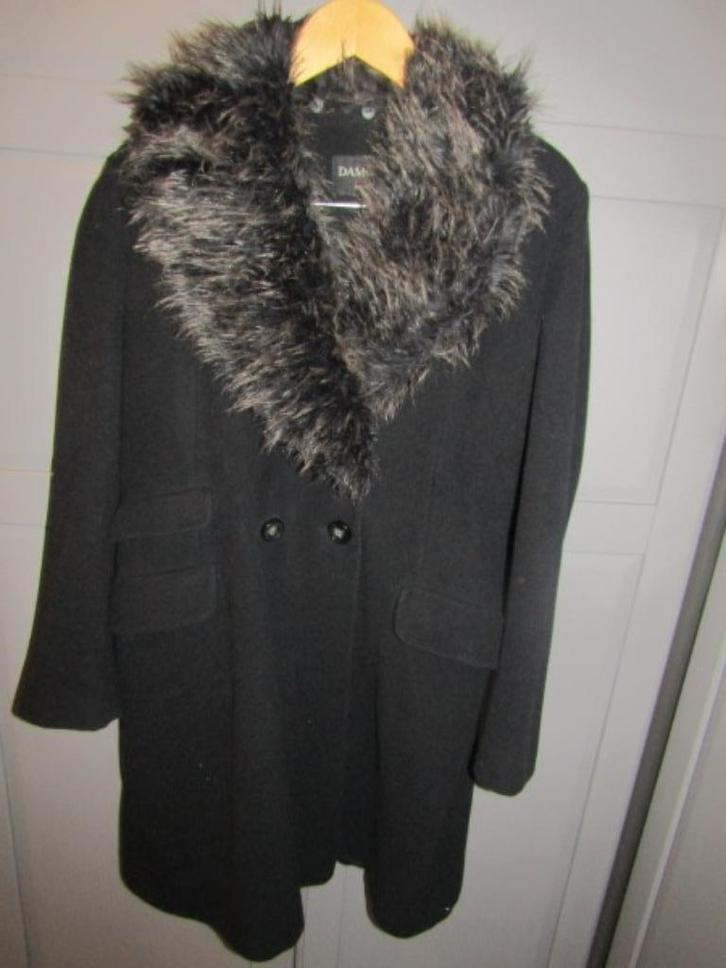 G391 Damo mt 42 wintermantel jas zwart taupe scheerwol, Kleding | Dames, Jassen | Winter, Zo goed als nieuw, Maat 42/44 (L), Zwart