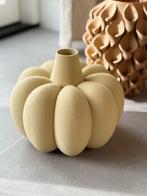3d geprinte vaas beige pompoen, Huis en Inrichting, Woonaccessoires | Vazen, Kunststof, Overige kleuren, Nieuw, Ophalen of Verzenden