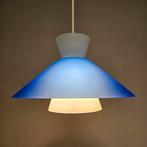 Deense vintage Hanglamp in matglas, blauw en wit, Ophalen of Verzenden, Zo goed als nieuw