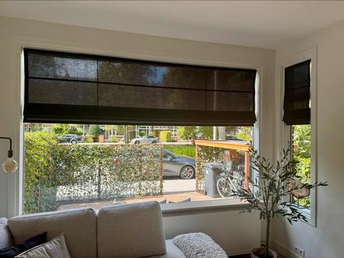 Lichtdoorlatend zwart vouwgordijn, Huis en Inrichting, Stoffering | Gordijnen en Lamellen, Zo goed als nieuw, 150 tot 200 cm, Zwart