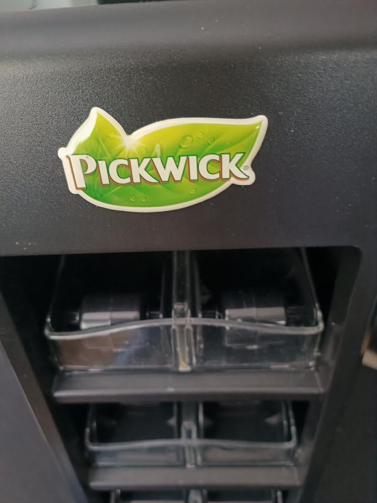 Thee dispenser, Ophalen