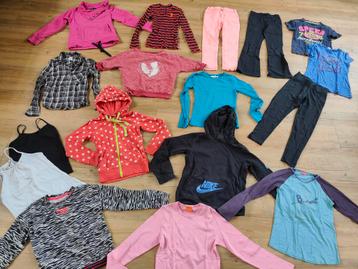 Meisjeskleding pakket maat 134/140 - 17 stuks fleece truien beschikbaar voor biedingen