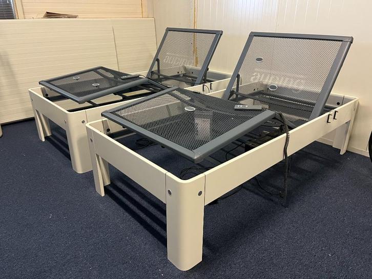 Twee elektrische Auping Auronde bedden (90x190x48cm)., Huis en Inrichting, Slaapkamer | Bedden, Zo goed als nieuw, Eenpersoons