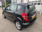 Mercedes-Benz A-klasse 150 Avantgarde Airco, Stoelverwarming, Voorwielaandrijving, 15 km/l, Zwart, Stoelverwarming