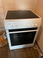 elektrisch fornuis, Witgoed en Apparatuur, Fornuizen, Ophalen, 4 kookzones, Zo goed als nieuw, 85 tot 90 cm