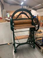 Antieke mangel/ wringer, Ophalen