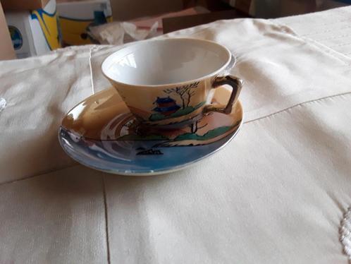 Vintage kinderkopje en schotel,Japan., Verzamelen, Porselein, Kristal en Bestek, Gebruikt, Kop en/of schotel, Ophalen of Verzenden