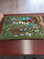 Partij Vintage Oorbellen retro, Overige materialen, Overige kleuren, Geen, Ophalen of Verzenden