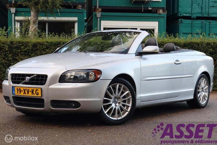 Youngtimer Volvo C70 2.4i aut Momentum | leer | trekhaak, Auto's, Volvo, Bedrijf, Te koop, C70, ABS, Airbags, Airconditioning