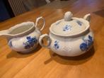 Mosa Suikerpot en Melkkan met Blauwe Bloemen, Ophalen