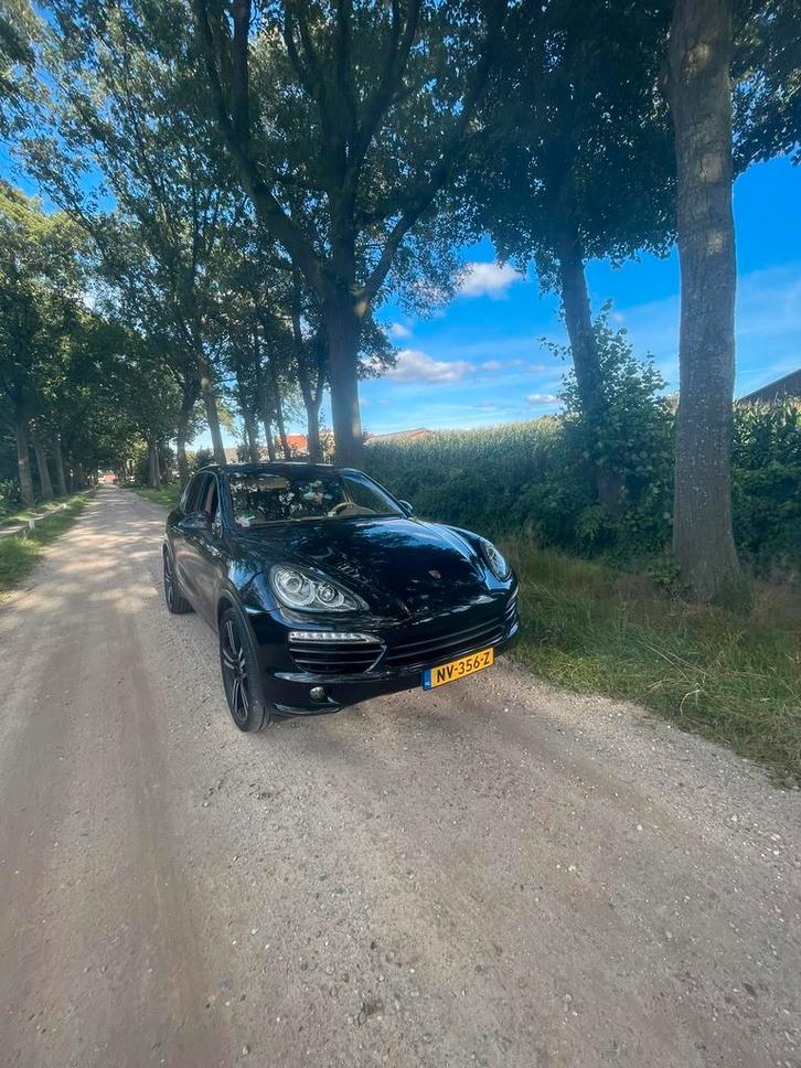 Porsche 2010 Cayenne Zwart, Auto's, Porsche, Bedrijf, Overige modellen, Stationwagon, Geïmporteerd, Zwart, Ophalen
