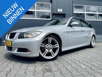 BMW 3-serie Touring 318i *CARPLAY*CRUISE*ZEER NETJES beschikbaar voor biedingen