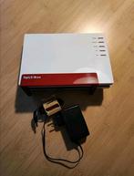 Fritzbox 7581VDSL / Glasvezel WIFI router., Computers en Software, Routers en Modems, Ophalen of Verzenden, Zo goed als nieuw
