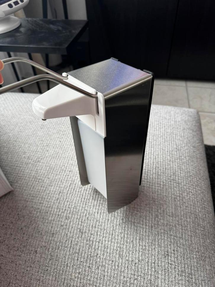 MEDIQO LINE zeepdispenser, Huis en Inrichting, Badkamer | Badtextiel en Accessoires, Nieuw, Ophalen of Verzenden