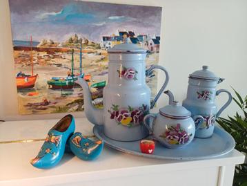 Lila Emaille Set met Viooltjes - 4 Delig beschikbaar voor biedingen