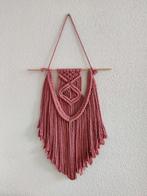 Mooie roze Macramé Wandhanger - Nieuwstaat, Ophalen of Verzenden, Zo goed als nieuw
