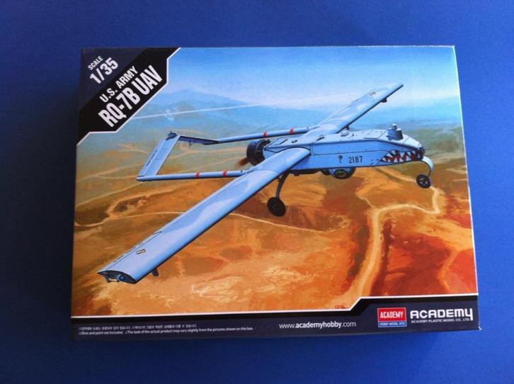 academy 12117 U.S. Army RQ-7B UAV DRONE 1/35, Hobby en Vrije tijd, Modelbouw | Vliegtuigen en Helikopters, Groter dan 1:72, Overige merken