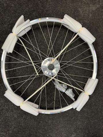 Fietshokje Amersfoort: Nieuwe Stella voorwielmotor 9 pin beschikbaar voor biedingen