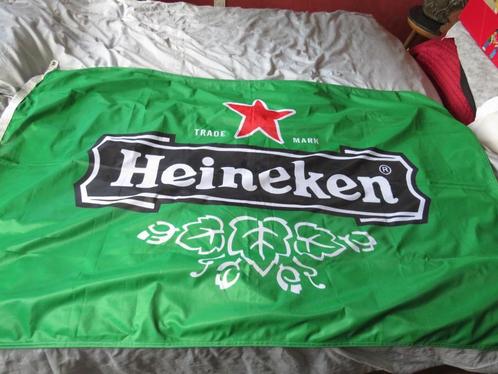 heineken biervlag , vlag, Verzamelen, Biermerken, Zo goed als nieuw, Overige typen, Heineken, Ophalen of Verzenden