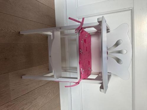 Kidkraft Houten poppenstoel, Kinderen en Baby's, Speelgoed | Houten speelgoed, Zo goed als nieuw, Meubelstuk of Keukentje, Ophalen