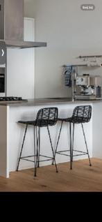 2 HK living zwarte barkrukken, Huis en Inrichting, 2 krukken, Ophalen of Verzenden, Gebruikt, 60 tot 90 cm