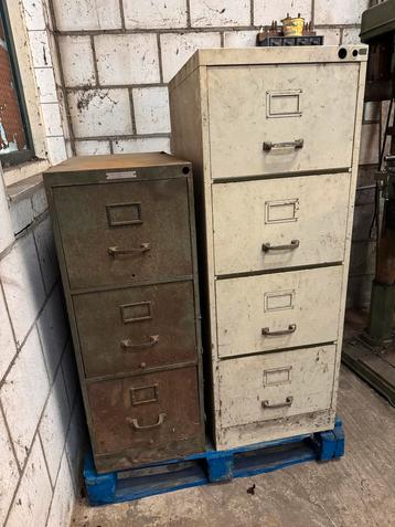 Vintage Metalen Ladekasten - Industrieel Design beschikbaar voor biedingen