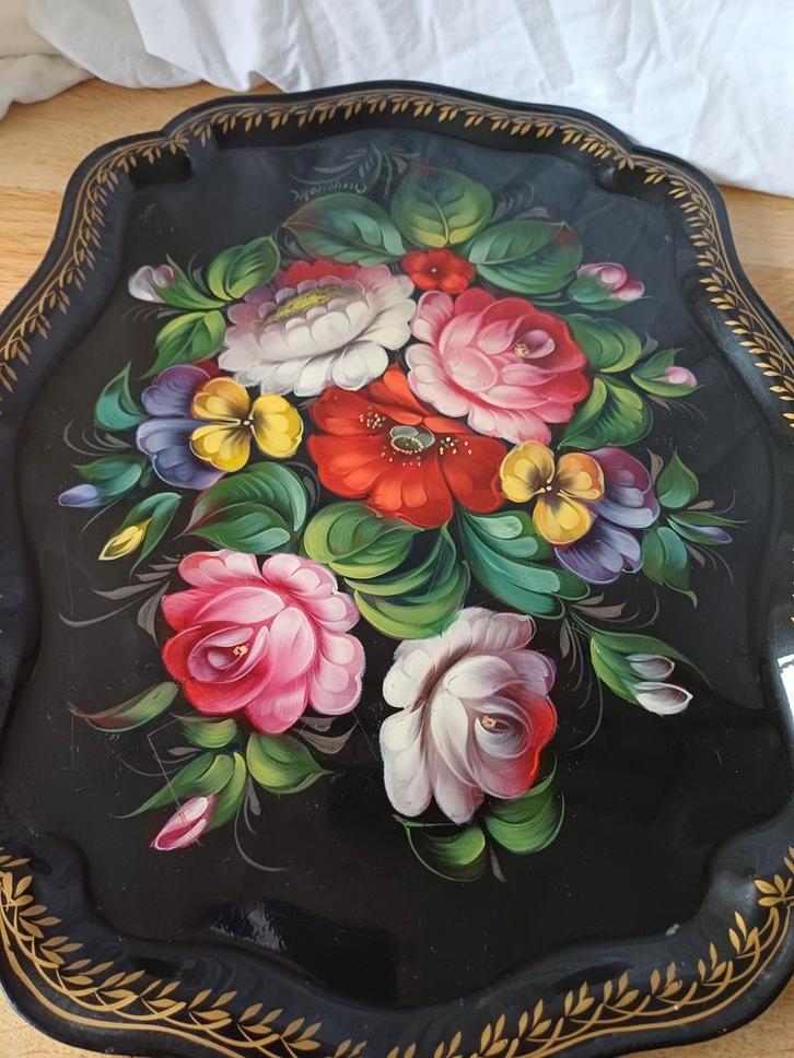 Zhostovo dienblad met bloemmotief, Huis en Inrichting, Woonaccessoires | Dienbladen, Gebruikt, Metaal, Rechthoekig, Ophalen of Verzenden