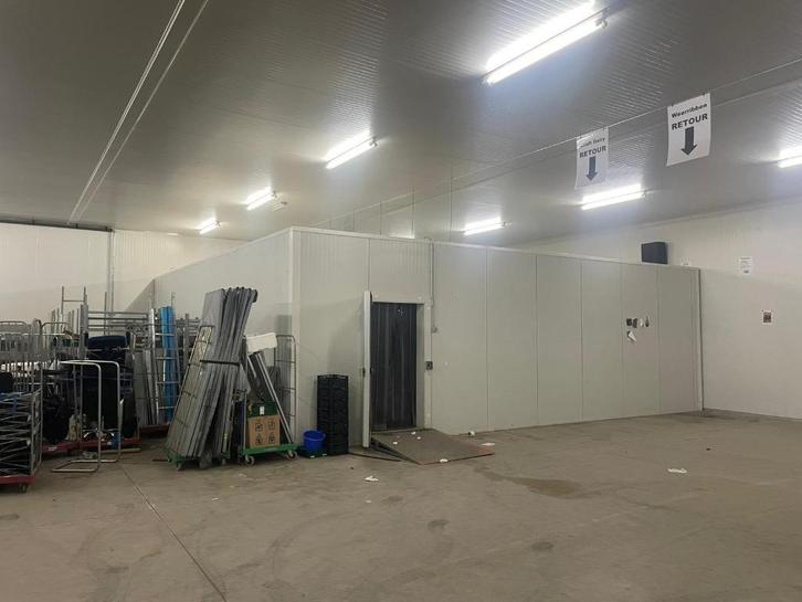 Vriescel 100m2 met vloer 20cm panelen , 10x10 meter, Zakelijke goederen, Horeca | Keukenapparatuur, Koelen en Vriezen, Gebruikt