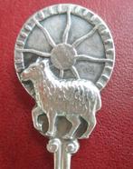 Leuk theelepeltje met schaap lammetje schaapje verzilverd, Ophalen of Verzenden, Boerderijdier, Overige typen