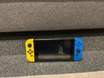 Nintendo Switch Fortnite Edition ZGAN + Spellen, Spelcomputers en Games, Games | Nintendo Switch, Online, 1 speler, Zo goed als nieuw