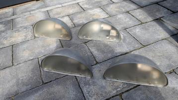 4 Konstsmide buitenlampen. beschikbaar voor biedingen